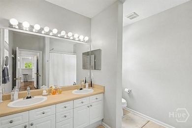 Rare Carriage House unit in the gated, maintenance-free - photo 30