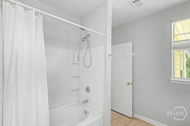 Rare Carriage House unit in the gated, maintenance-free - photo 32