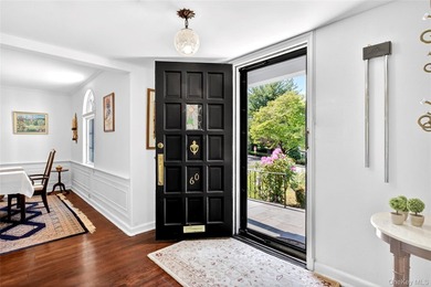 Per Seller's Request - Cash Buyers Only. Welcome to Manhasset! - photo 4