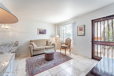 Lovely, fully updated, furnished and equipped, ready for you to