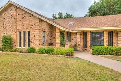 Welcome to 3221 Ridgecrest in the highly desirable Southland - photo 5