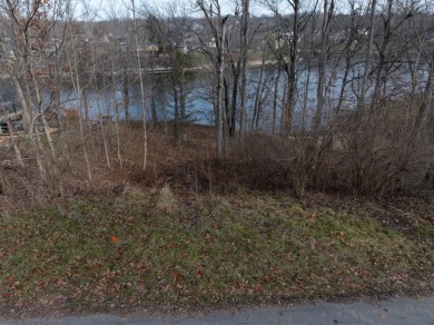 Hidden Valley Lake Lot For Sale in Lawrenceburg Indiana