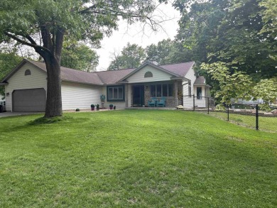 Lake Home For Sale in Pardeeville, Wisconsin