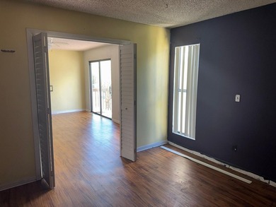 Investor Special or Perfect First-Time Home! Don't miss this - photo 14