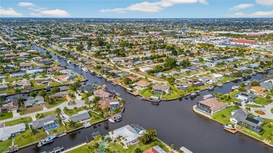 Experience extraordinary waterfront living in this one-of-a-kind - photo 8