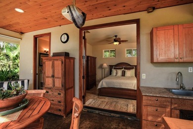 Nestled in the sought-after community of Maui Meadows, this - photo 38