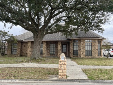 Vermilion River - Lafayette Parrish Home For Sale in Lafayette Louisiana