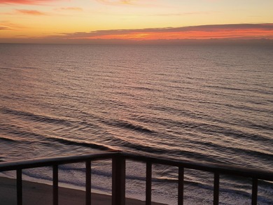 Wake up to sunshine, sea breezes, and endless ocean views in