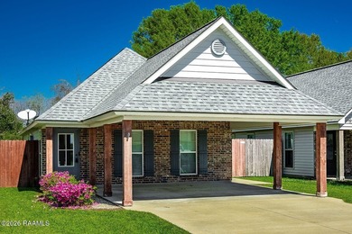 Beautiful, move-in ready home featuring no carpet, hardwood