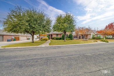 Welcome to 5533 Club Park Way in San Angelo's desirable Bentwood - photo 4