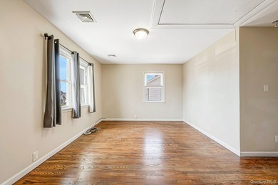 Move right into this beautifully updated home in the heart of - photo 14