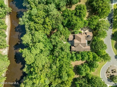 Custom-Built riverfront retreat in the prestigious River - photo 22