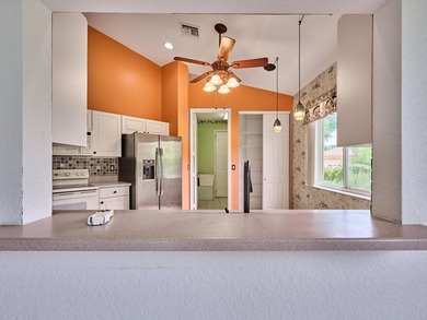 AMAZING OPPORTUNITY TO OWN A 3/2/2 WATERFRONT HOME IN EXCLUSIVE - photo 25