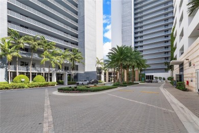 Lake Condo For Sale in North Miami Beach, Florida