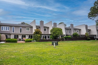 Welcome to your dream home nestled amidst breathtaking golf - photo 37