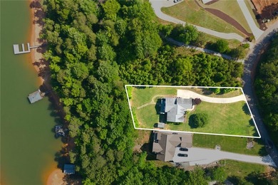 Prime Location for your Waterfron Retreat on Lake Hartwell! - photo 4