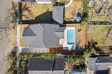 A timeless renovation in the North Central neighborhood of the - photo 3