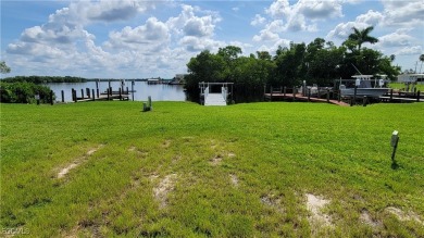 Caloosahatchee River Lot For Sale in Fort Myers Florida