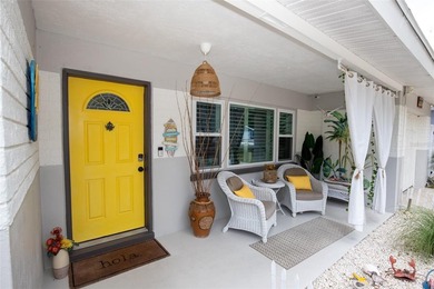 Welcome to Casa Del Sol! This beautifully updated 2-bedroom - photo 3