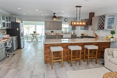Welcome to Casa Del Sol! This beautifully updated 2-bedroom - photo 6