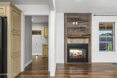 Modern Country Charm with Space, Privacy, and Resort-Style - photo 11