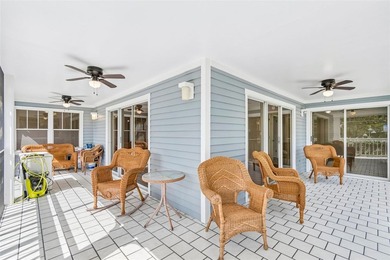 Welcome to the one-of-a-kind Dolly Bay condo. This unique - photo 20