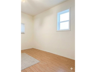 Beautiful 1-family semi-detached home with a private garage - photo 6