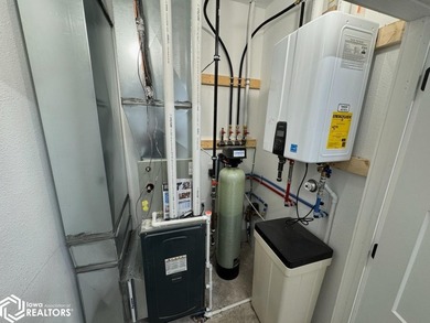 NEW CONSTRUCTION!! Experience modern living in this brand-new