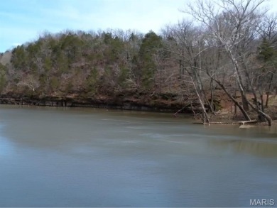 Lake Acreage Sale Pending in Richland, Missouri