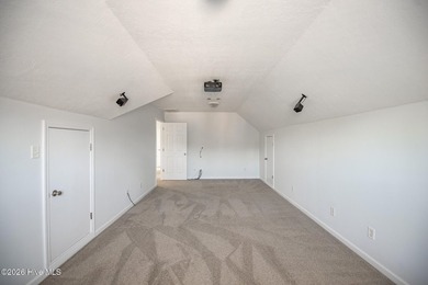 Spacious 5-Bedroom Brick Home in an Established Neighborhood! - photo 46