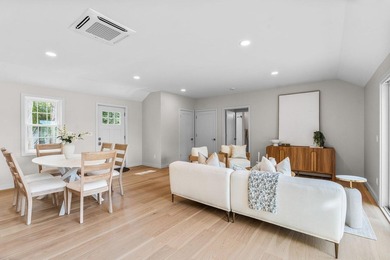 New spacious front yard and entrance redesigned !!! Fall in love - photo 10