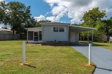 Lake Apopka Home For Sale in Montverde Florida