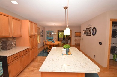 Welcome home to the tranquility of Earl Street! Set on a one - photo 11