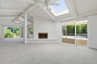 First time on the market in 55 years! Welcome to 130 Caliente Dr - photo 12