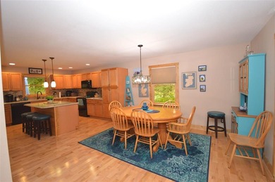 Welcome home to the tranquility of Earl Street! Set on a one - photo 13