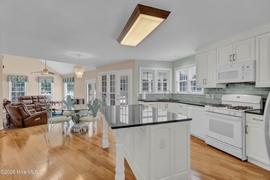 This family Retreat is a well maintained 4-bedroom, 2.5-bath - photo 14