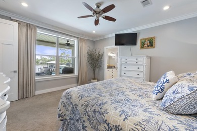 This stunning 2015 built, FURNISHED Bayfront home, with 2164 Sq - photo 21