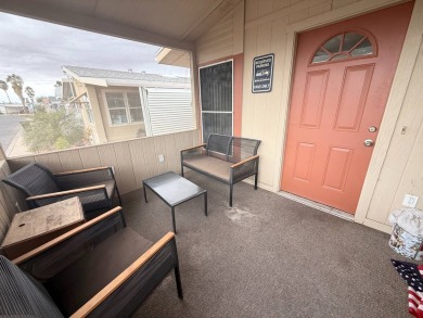 Step into comfort and convenience with this charming 1992 Cavco