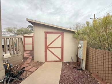 Step into comfort and convenience with this charming 1992 Cavco