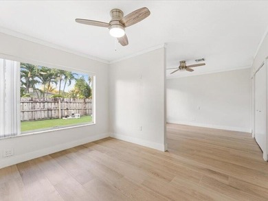 HUGE POOL HOUSE!!!! GREAT OPPORTUNITY!!!! This house has 5 - photo 24