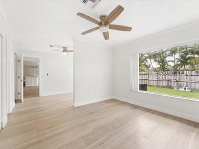 HUGE POOL HOUSE!!!! GREAT OPPORTUNITY!!!! This house has 5 - photo 29