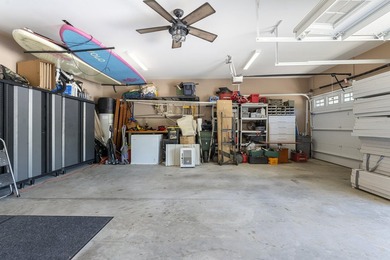 This stunning 2015 built, FURNISHED Bayfront home, with 2164 Sq - photo 38