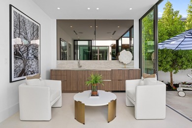 Welcome to 1099 NE 4th Avenue, Boca Raton; a newly completed