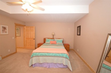 Welcome home to the tranquility of Earl Street! Set on a one - photo 41