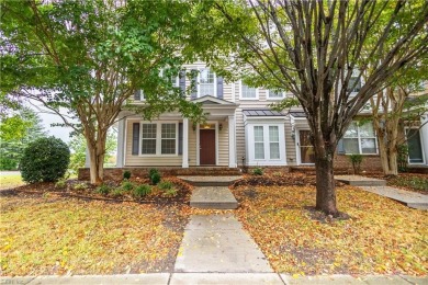Lake Townhome/Townhouse For Sale in Portsmouth, Virginia