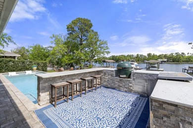 This stunning 2015 built, FURNISHED Bayfront home, with 2164 Sq - photo 45