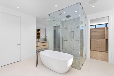 Welcome to 1099 NE 4th Avenue, Boca Raton; a newly completed