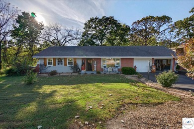 Lake of the Ozarks Home For Sale in Warsaw Missouri