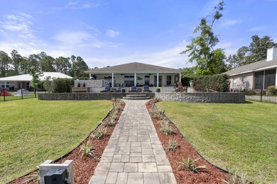 This stunning 2015 built, FURNISHED Bayfront home, with 2164 Sq - photo 52