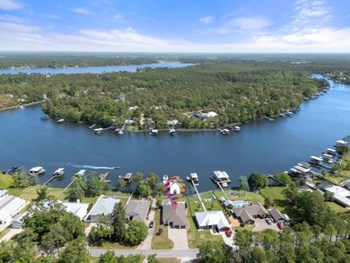 This stunning 2015 built, FURNISHED Bayfront home, with 2164 Sq - photo 55